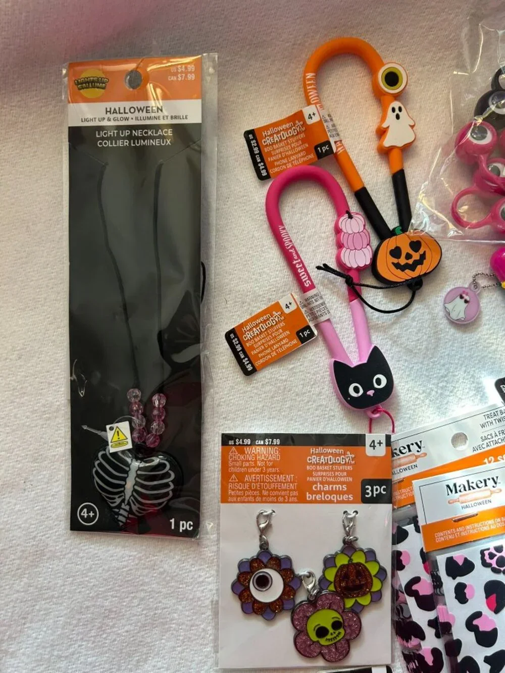 21 Piece Party Craft Halloween DIY Bundle NWT MSRP $91.79